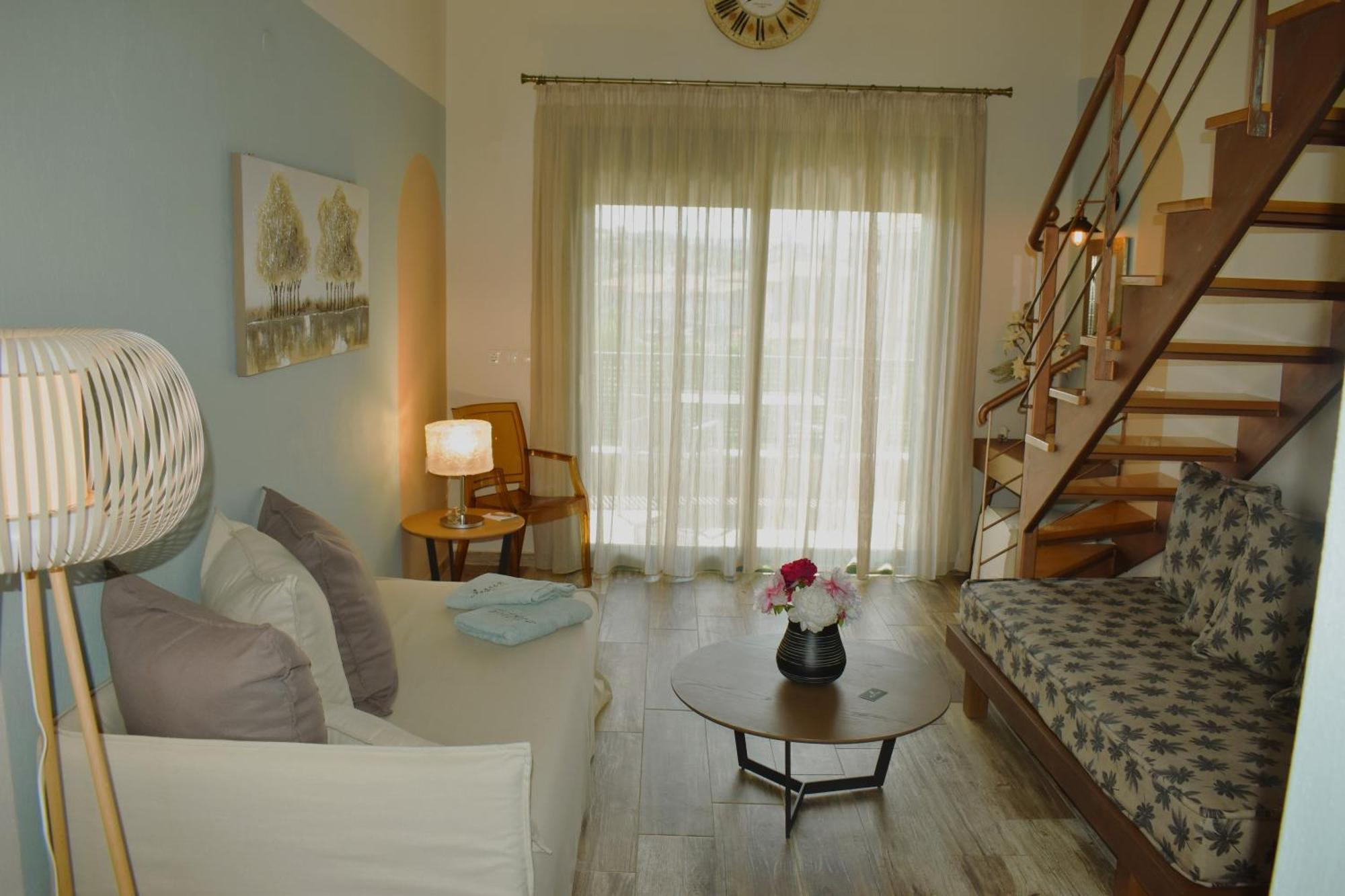 Alegria Suites 尼基季 外观 照片