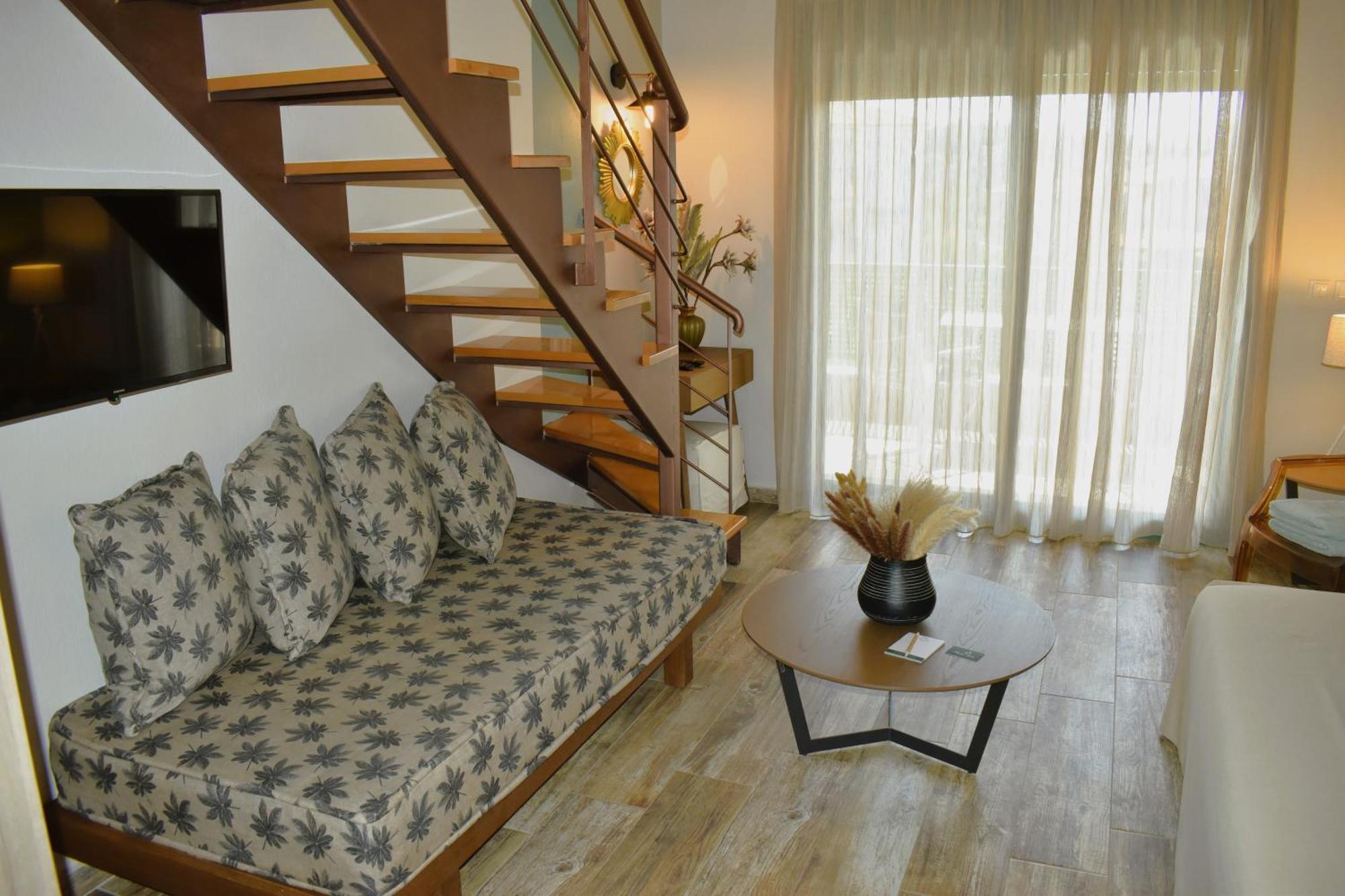 Alegria Suites 尼基季 外观 照片